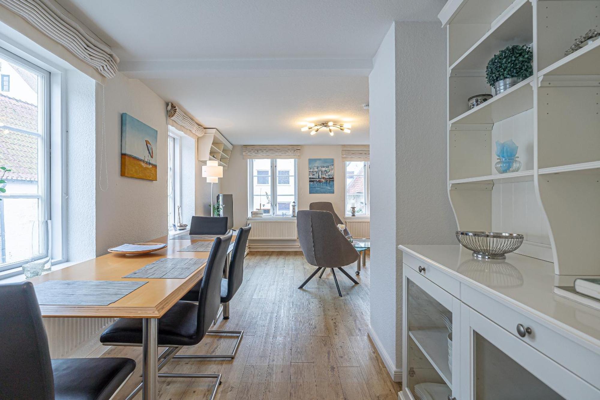 Fewo1846 - Hugo Eckener - Komfortable Maisonette-Wohnung Mit 2 Schlafzimmern Im Stadtzentrum Flensburg Exteriör bild